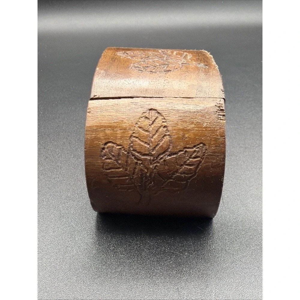 Vintage Handmade Small Carved Wooden Trinket Box With Hinged Lid Artist Signed